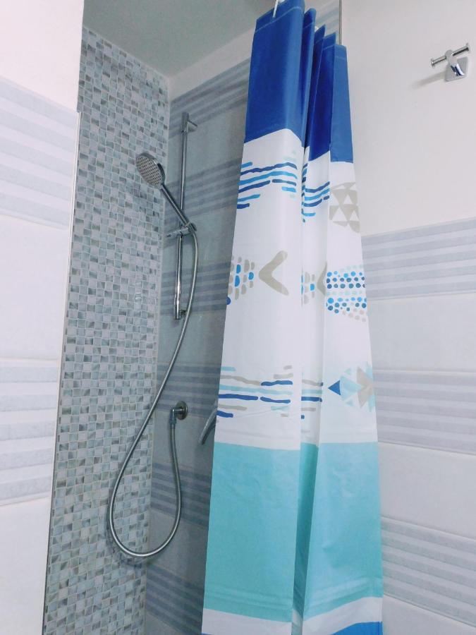 פולינאנו א מארה Casetta Via Mare מראה חיצוני תמונה
